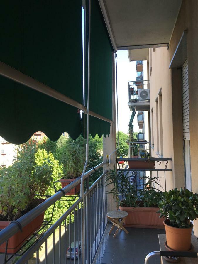 佐纳托尔托纳住宿加早餐旅馆 米兰 外观 照片